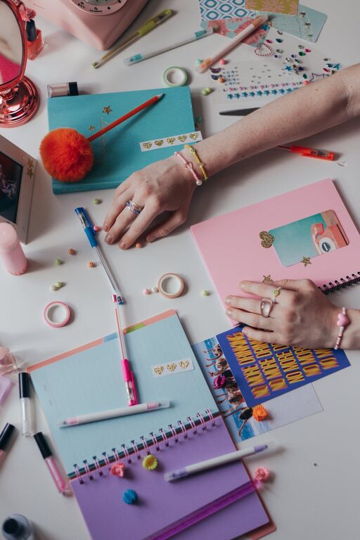 Simple Ways to Personalize Your Workspace for Comfort and Creativity